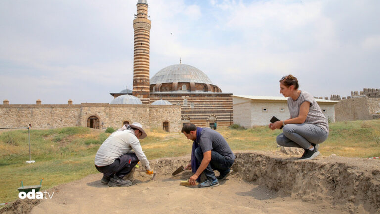 eski-van-sehrinde-osmanli-izleri-tam-150-yillik-esChJbkA.jpg