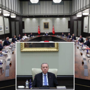 kabine toplantisi basladi iste masadaki konu basliklari QFM2Jt8e