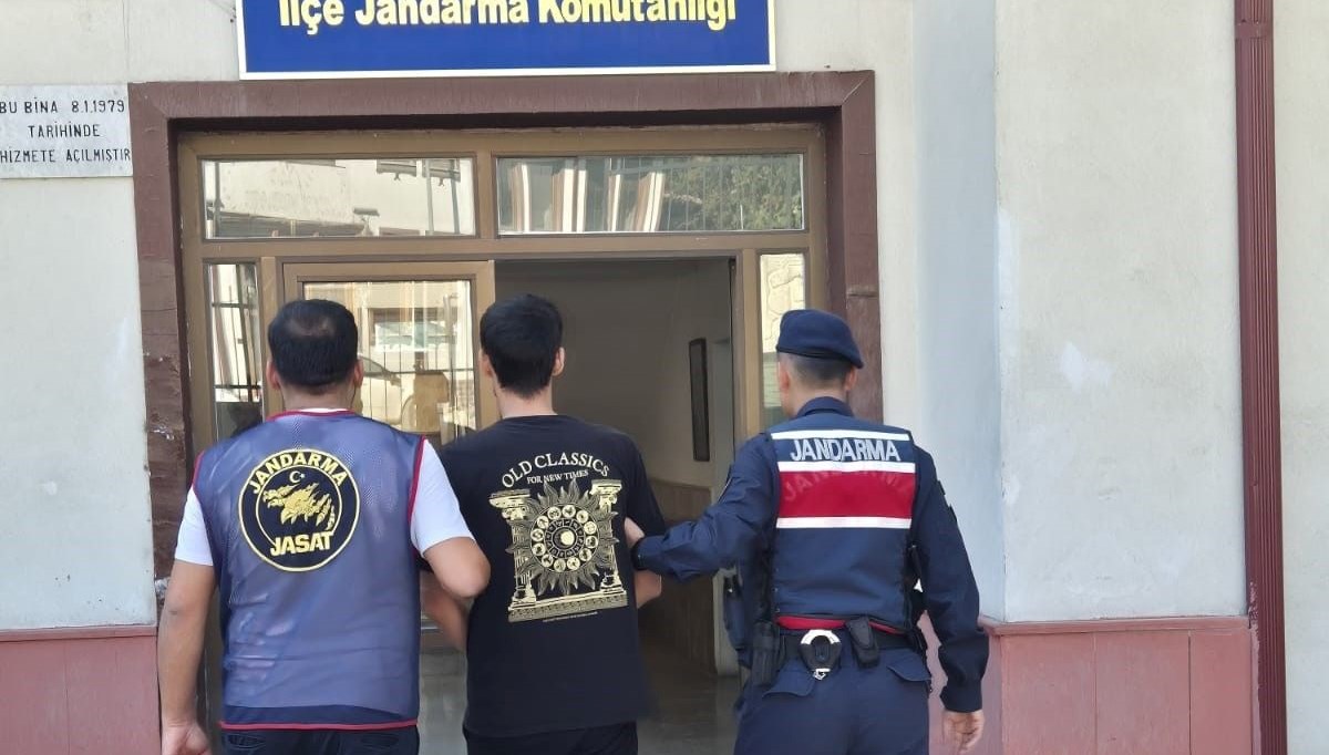 6 yil hapis cezasi bulunan kisi yakalandi me9hKzjP