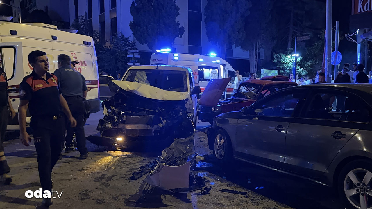 burdurda zincirleme kaza 1 olu 4 yarali kqIuwiAm