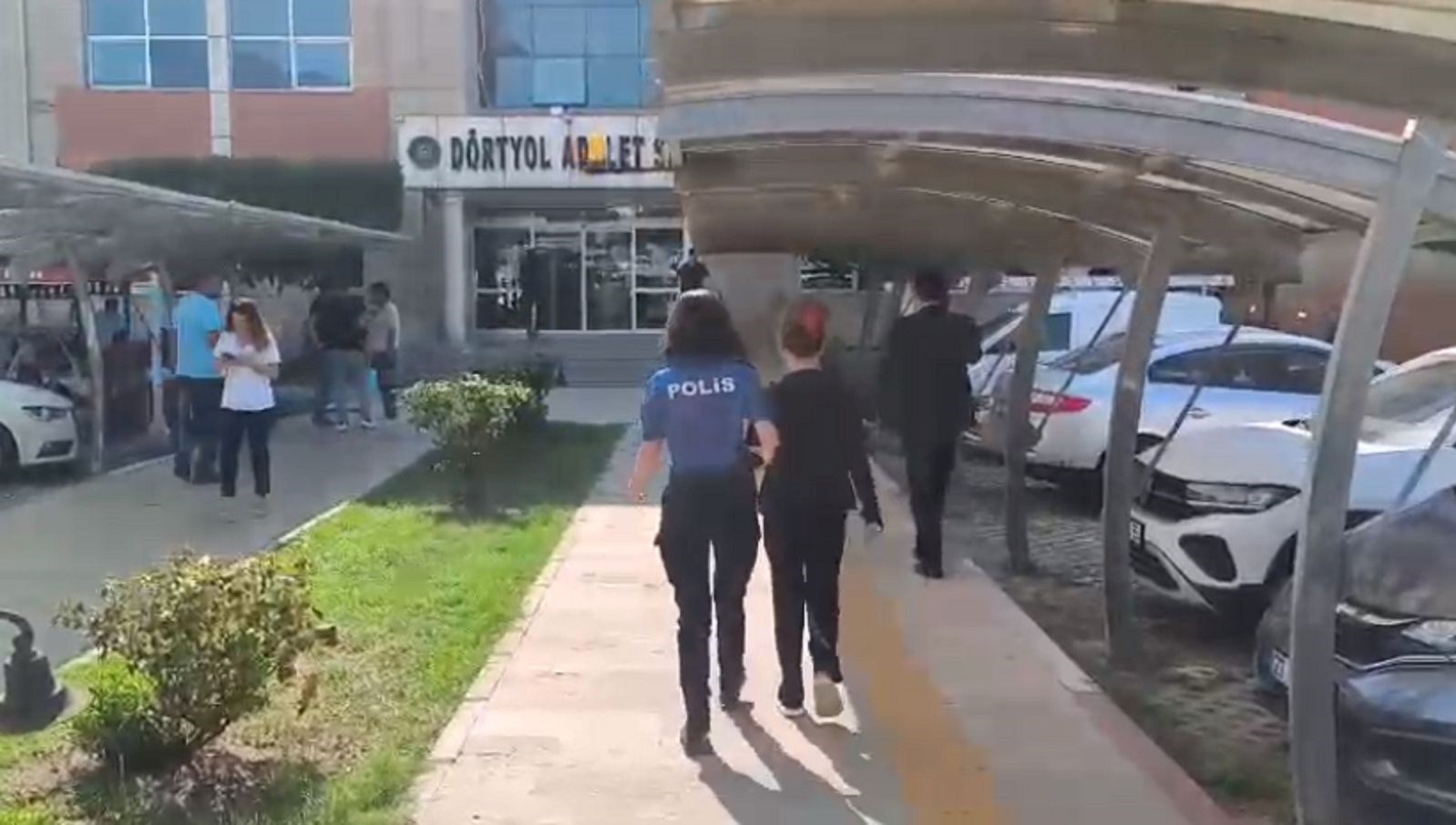 hatayda hapis cezasi ile aranan 2 kisi yakalandi RqJRJ79q