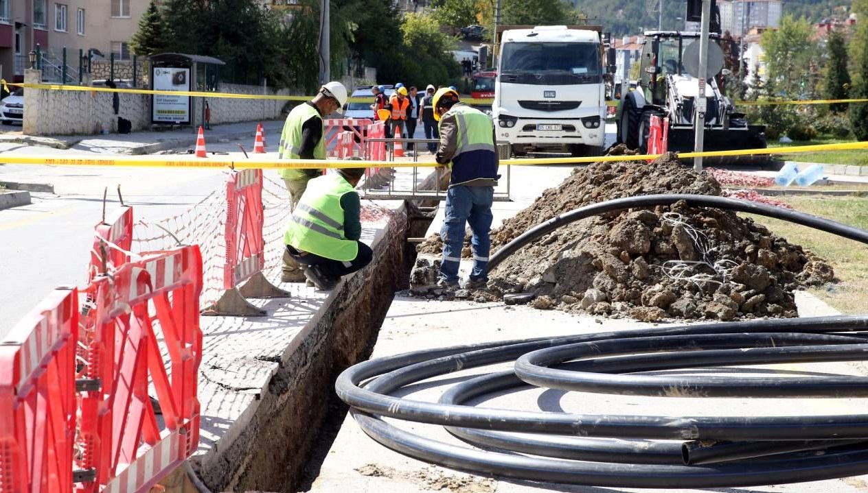 kastamonuda faciadan donuldu elektrik altyapi calismasi sirasinda dogal gaz borusu delindi asxnY5II