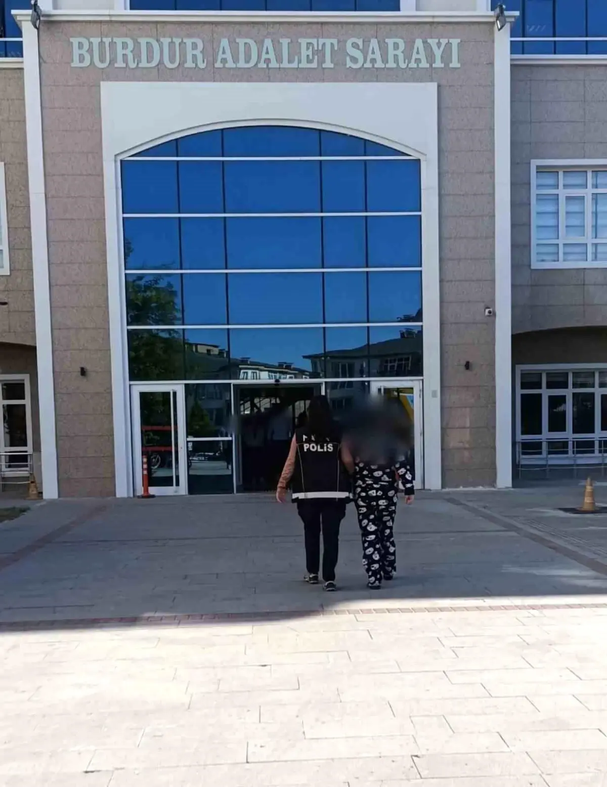 burdurda uyusturucu operasyonu bir sahis tutuklandi pveHNBhy