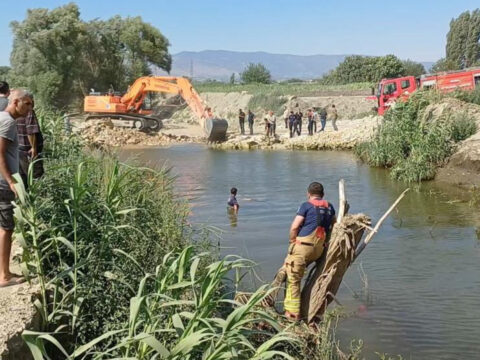 12 yasindaki cocuk derede boguldu B3SrYJ29