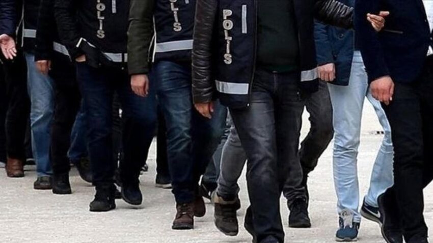 Yasa disi bahis operasyonunda 5 kisiye tutuklama talebi iki besiktasli isim de dahil NkHxNwey